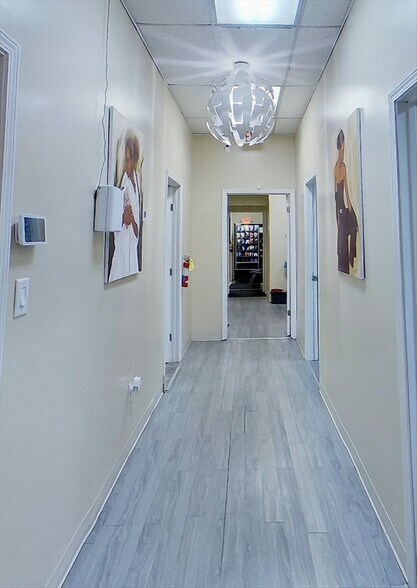More Photos Of 5610 Old National Hwy, Atlanta Office For Sale