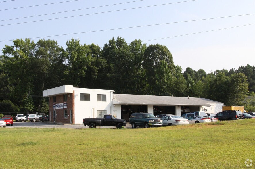 Primary Photo Of 5460 Jonesboro Rd, Morrow Auto Repair For Sale