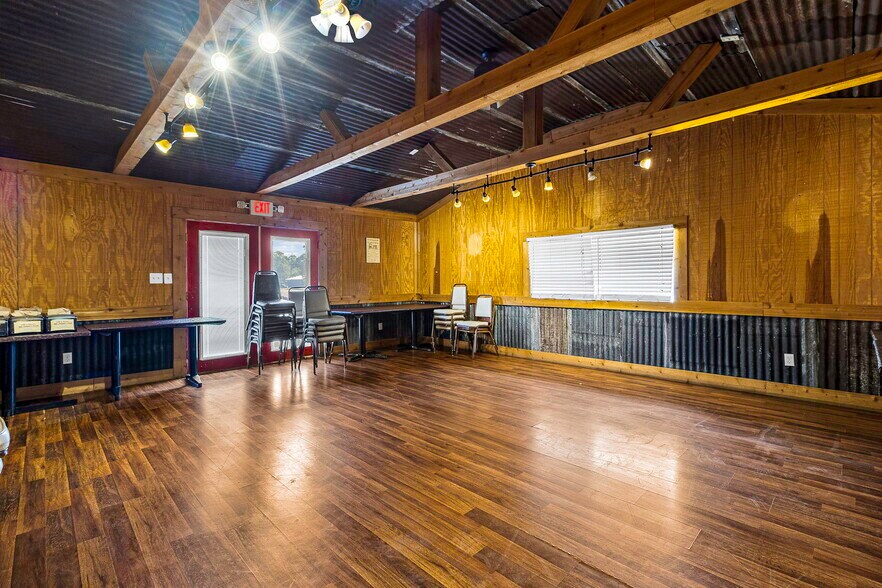 More Photos Of 360 Bill Garsee rd, Moscow Specialty For Sale