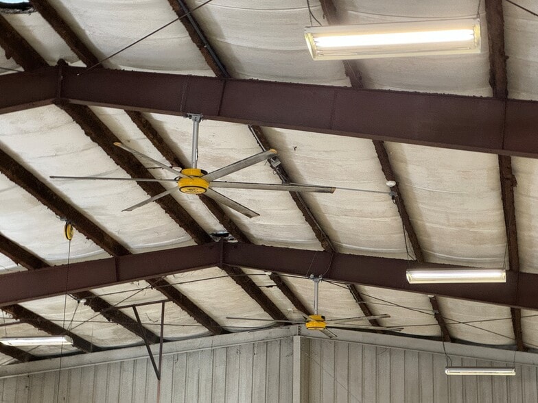 More Photos Of 126 Industrial Ave, New Orleans Warehouse For Lease