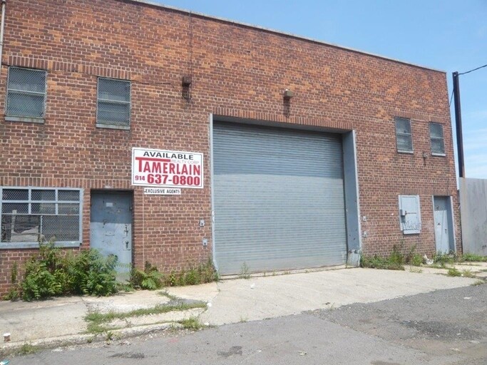 Primary Photo Of 1179 Grinnell Pl, Bronx Warehouse For Lease