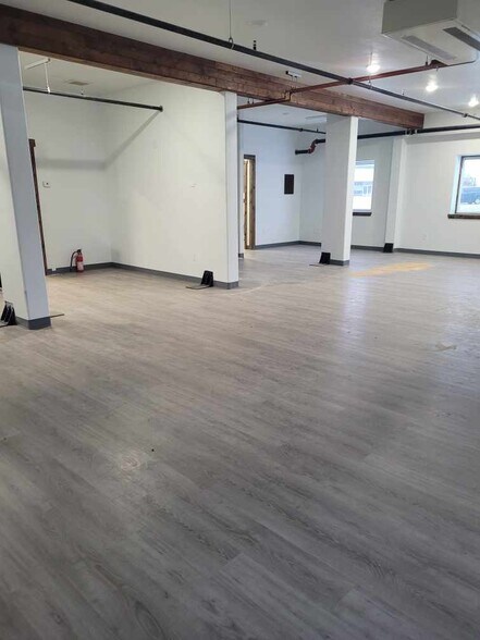 More Photos Of 910 Old Steese Hwy, Fairbanks General Retail For Lease