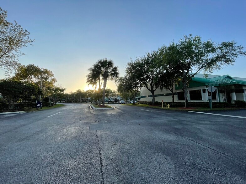 More Photos Of 757 Shotgun Rd, Sunrise Light Manufacturing For Lease