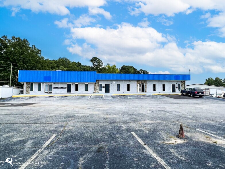 More Photos Of 99 Bay St, Fairburn Light Manufacturing For Lease