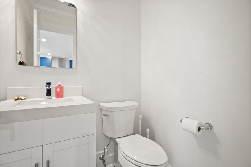 More Photos Of 24 Hoyt St, Stamford Apartments For Sale