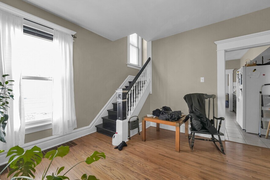 More Photos Of 2406-2408 Indianola Ave, Columbus Apartments For Sale