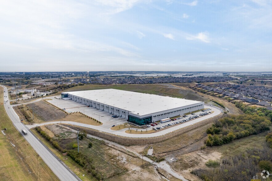 More Photos Of 1230 Highway 114, Roanoke Distribution For Lease