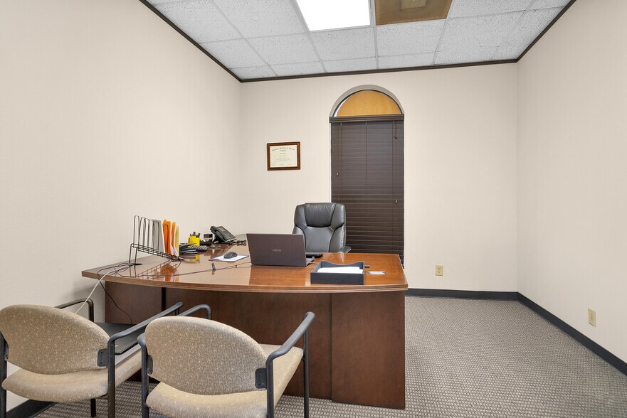 More Photos Of 22516 Aldine Westfield Rd, Spring Medical For Sale