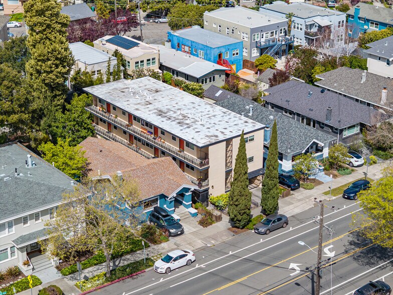 More Photos Of 5445 Broadway, Oakland Apartments For Sale