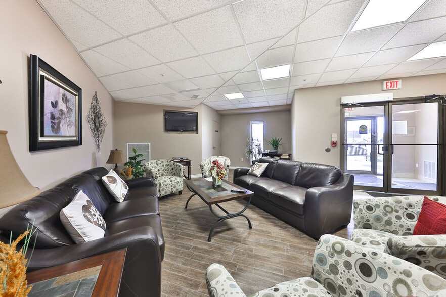 More Photos Of 1489 Upper Gage Av, Hamilton Apartments For Sale