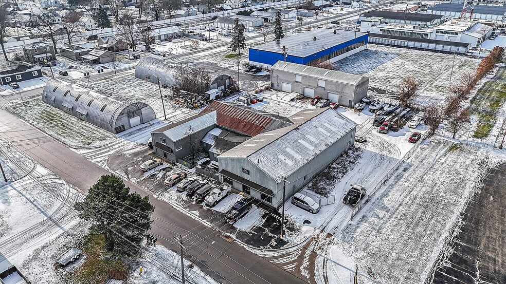 More Photos Of 715 Kingsbury St, Maumee Warehouse For Sale