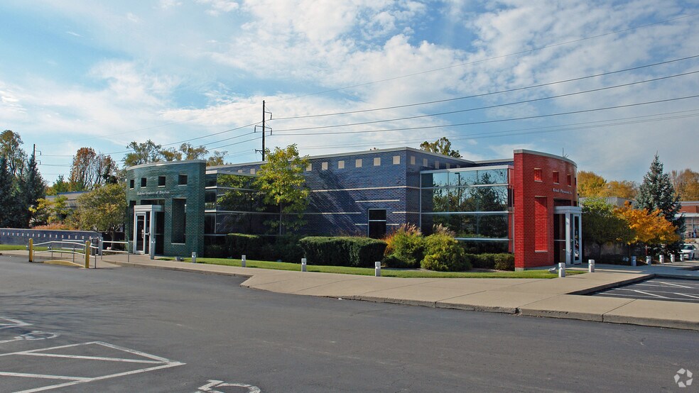 More Photos Of 1431 Business Center Ct, Dayton Medical For Lease