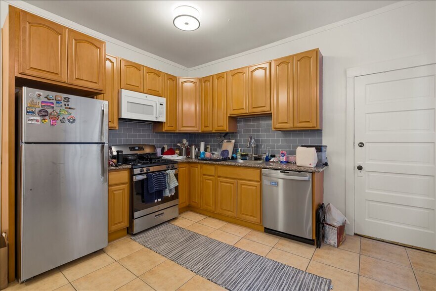 More Photos Of 282-284 Valley St, San Francisco Apartments For Sale