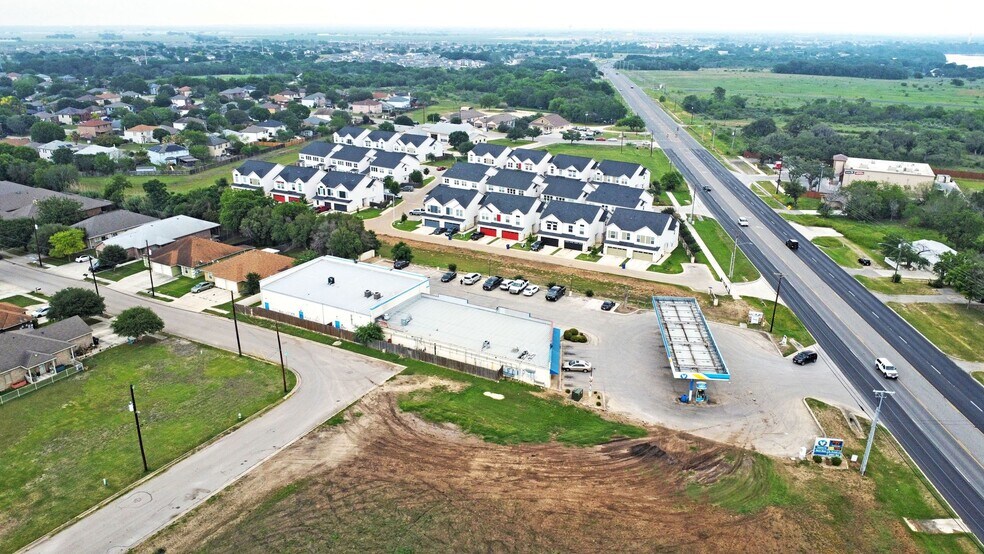 More Photos Of 1071 E TX-46 Hwy, New Braunfels Storefront Retail Office For Lease