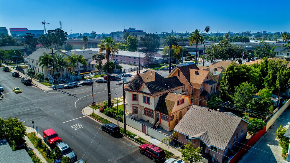 More Photos Of 1703 Toberman St, Los Angeles Apartments For Sale