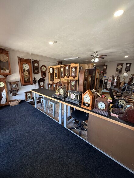 More Photos Of 8316 E State Route 69, Prescott Valley Storefront For Sale