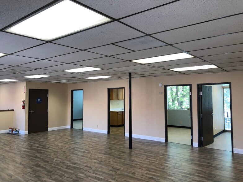 More Photos Of 930 Alhambra Blvd, Sacramento Office For Lease