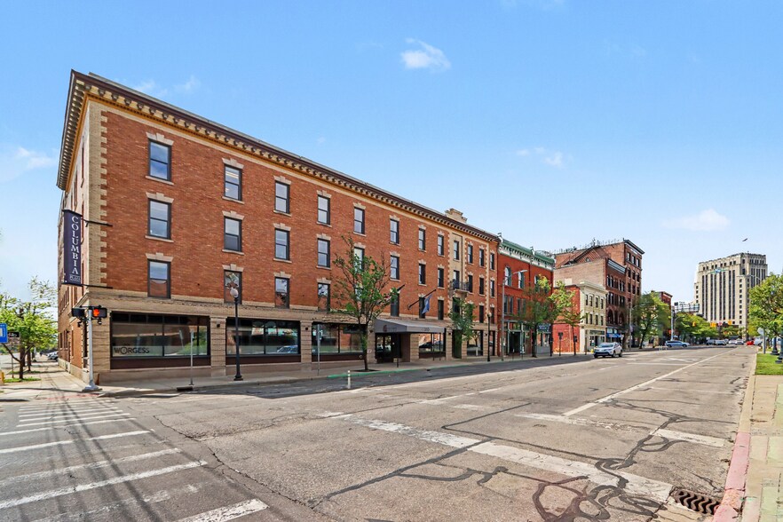 Primary Photo Of 350 E Michigan Ave, Kalamazoo Medical For Sale