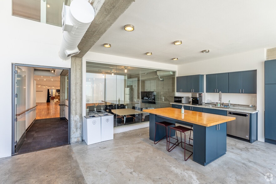 More Photos Of 893 Folsom St, San Francisco Loft Creative Space For Sale