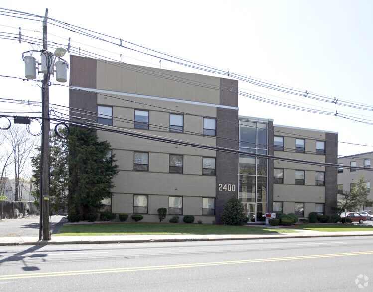 Primary Photo Of 2400 Morris Ave, Union Township Office For Lease