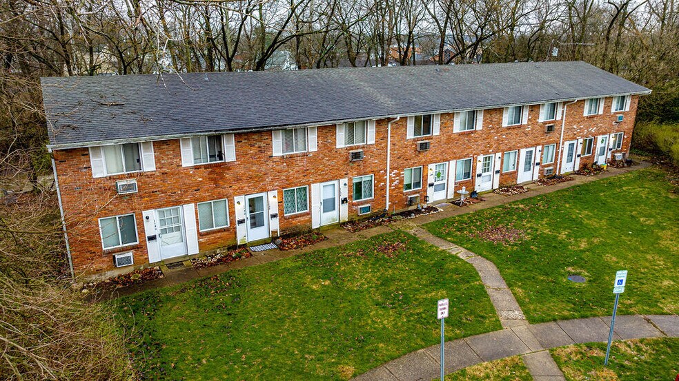 More Photos Of 1124 Case Ct, Miamisburg Apartments For Sale