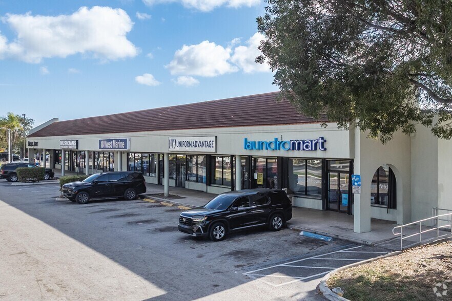 More Photos Of 19401-19415 S Dixie Hwy, Miami Unknown For Lease