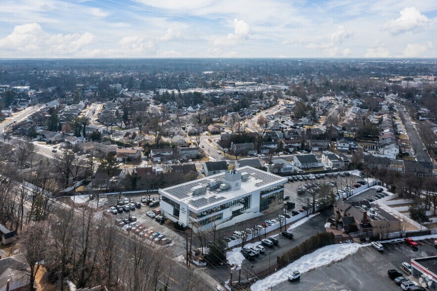 Primary Photo Of 100 Manetto Hill Rd, Plainview Medical For Sale