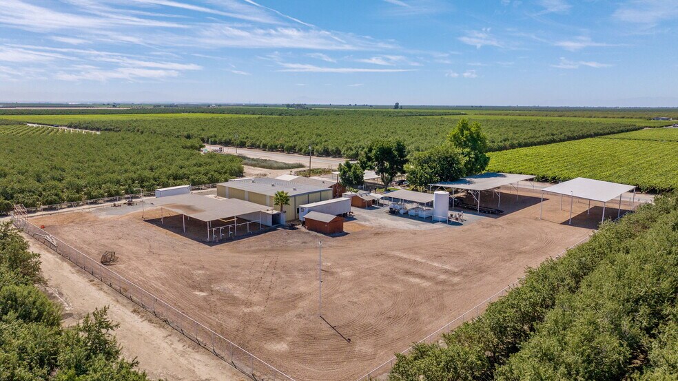 More Photos Of 28548 Woollomes Rd, Wasco Land For Sale