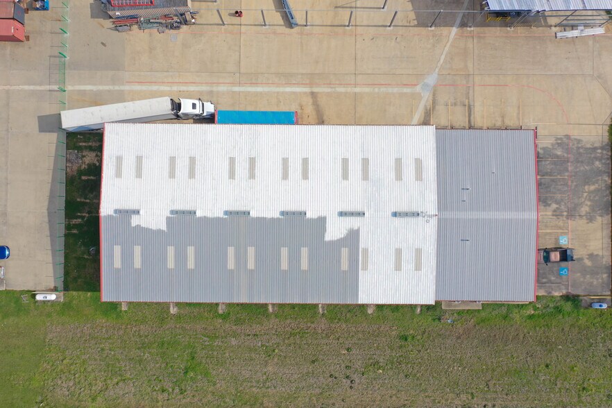 More Photos Of 2465 FM 359 Rd S, Brookshire Warehouse For Lease