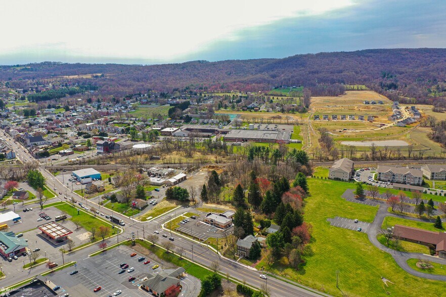 More Photos Of 170 W Main St, Macungie Land For Lease