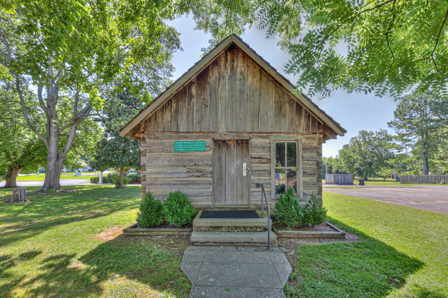 More Photos Of 228 S Military Ave, Lawrenceburg Religious Facility For Sale