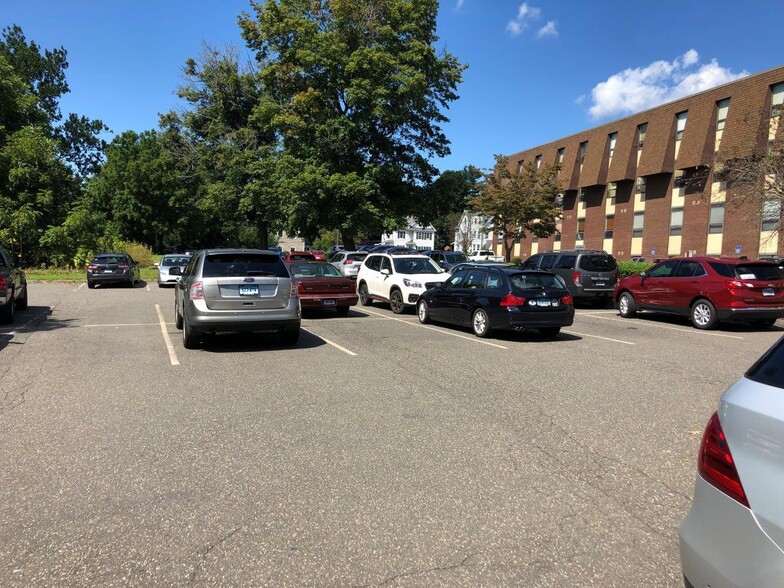 More Photos Of 57 North St, Danbury Medical For Lease