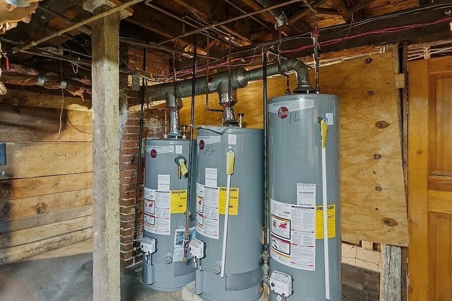 More Photos Of 113 Spruce St, Leominster Apartments For Sale