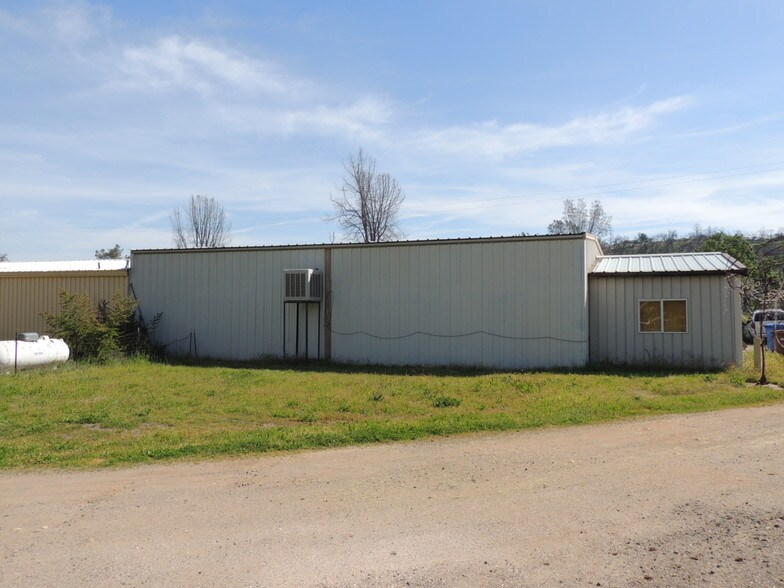 More Photos Of 21720 S State Highway 29, Middletown Storefront Retail Office For Sale