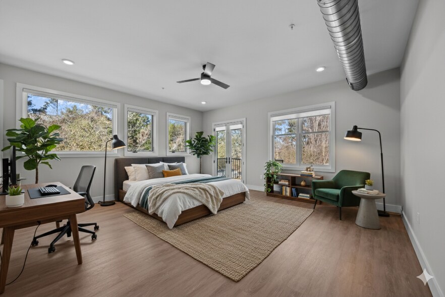 More Photos Of 315 Haywood Rd, Asheville Storefront Retail Residential For Sale