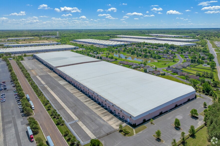 More Photos Of 711-715 Venture Dr, Southaven Distribution For Lease
