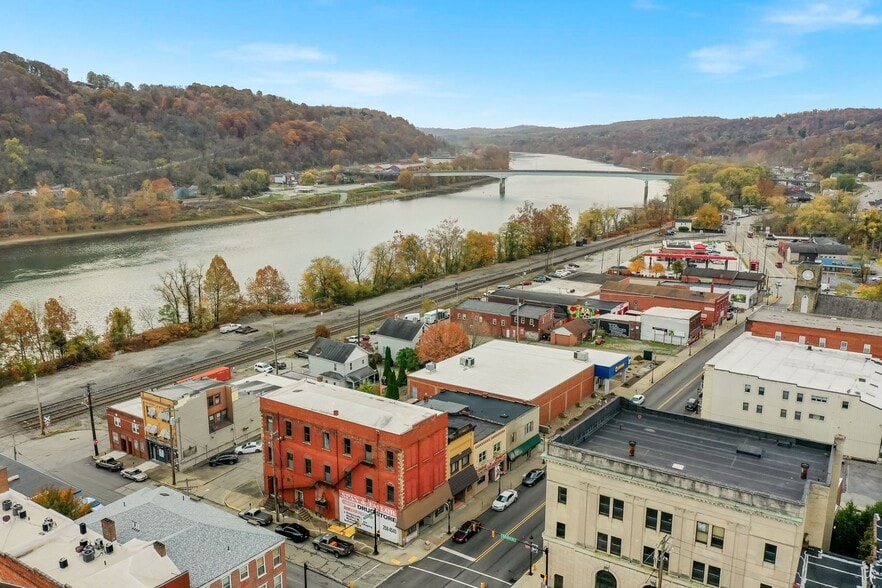 More Photos Of 169 W Main St, Monongahela Storefront Retail Residential For Sale