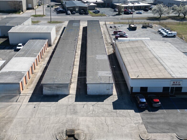 More Photos Of 1526 4th Ave SE, Decatur Light Manufacturing For Sale