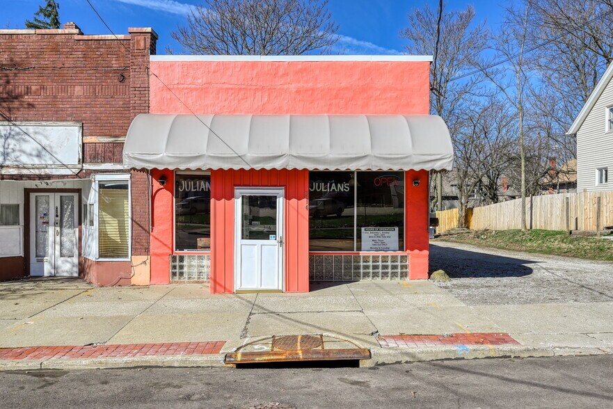 More Photos Of 314 Pioneer St, Akron Storefront For Sale