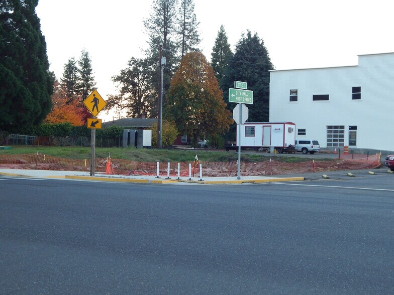 Primary Photo Of 14802 State Hwy OR-38, Elkton Land For Sale