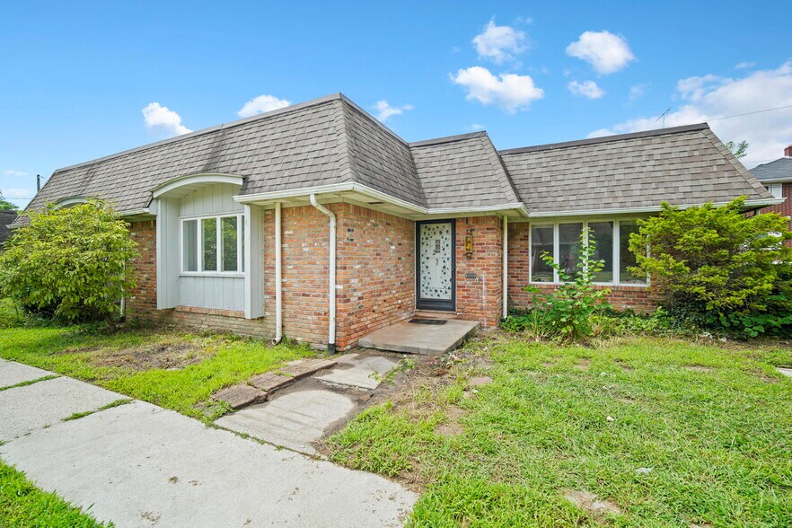 More Photos Of 4445-4455 W Sylvania Ave, Toledo Apartments For Sale