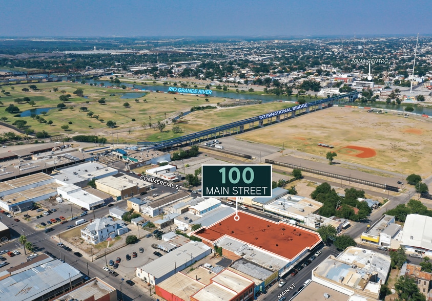 More Photos Of 100 W Main St, Eagle Pass Storefront For Sale