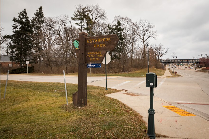 More Photos Of 4121 N Wilson Dr, Milwaukee Lodge Meeting Hall For Sale