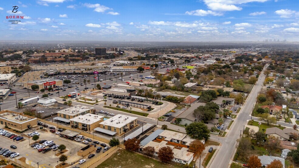 More Photos Of 600 Gentleman Rd, Balcones Heights Apartments For Sale