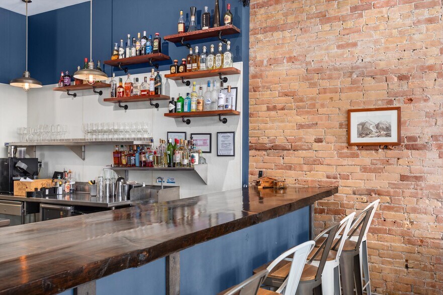 More Photos Of 335 Main St, Carbondale General Retail For Sale