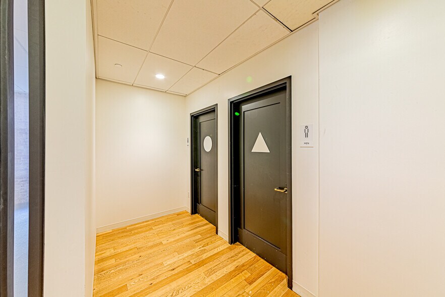 More Photos Of 510-514 S Broadway, Los Angeles Office For Lease