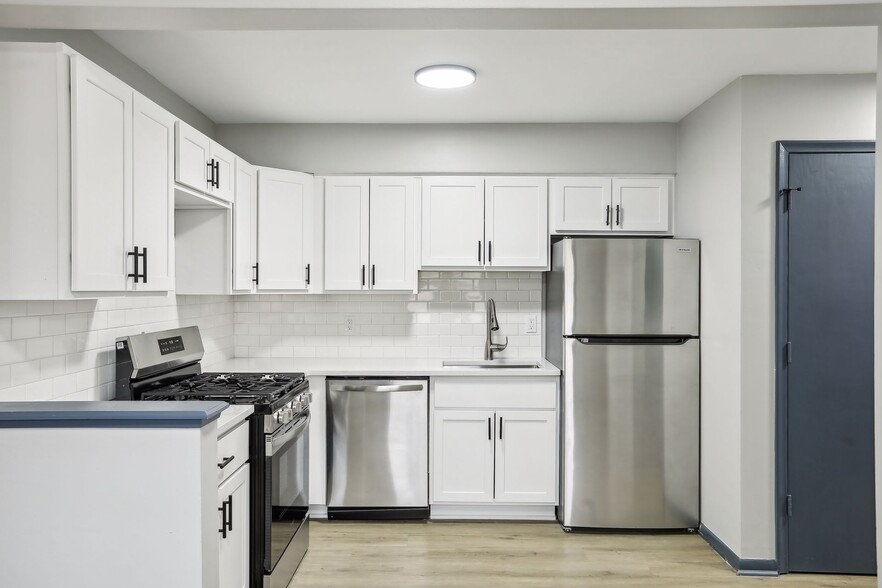 More Photos Of 3606 E 34th St, Minneapolis Apartments For Sale