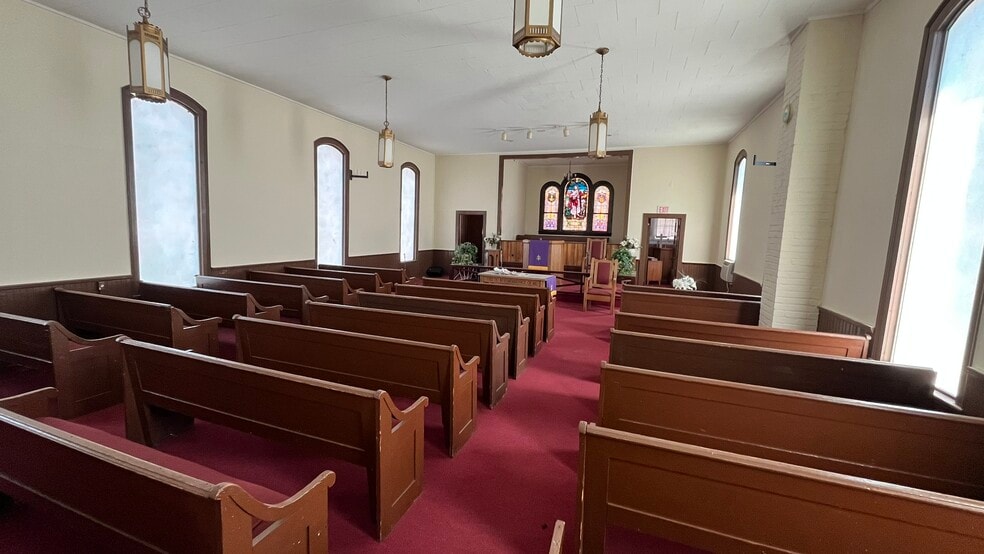 More Photos Of 401 Church St, Kernersville Religious Facility For Sale