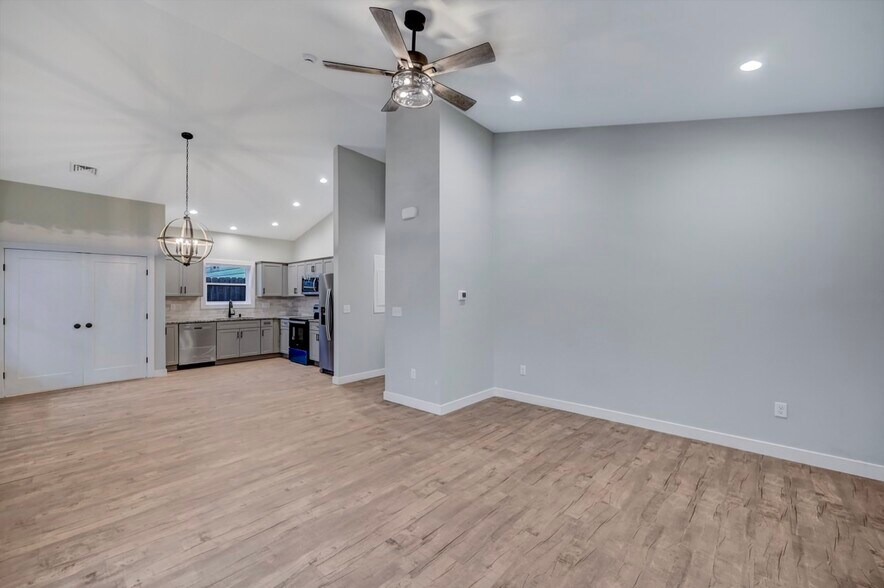 More Photos Of 627-629 Prescott ave, Scranton Multifamily For Sale