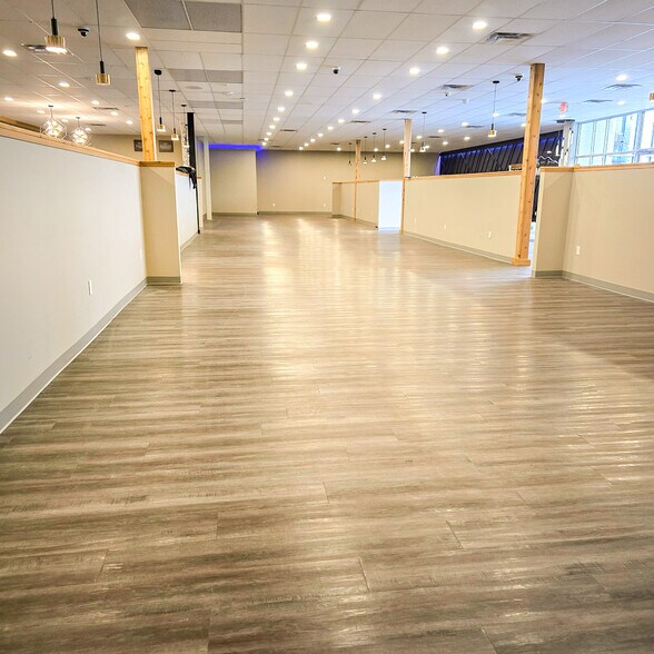 More Photos Of 1717 Williston Rd, South Burlington Freestanding For Sale